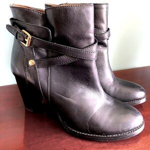 Ankle Boots Black Leather with Buckle Detail